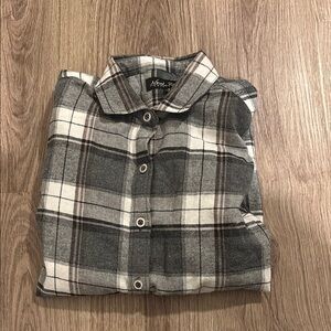 North River Gray Plaid Shirt